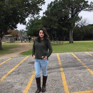 Meet your Posher, Deepika